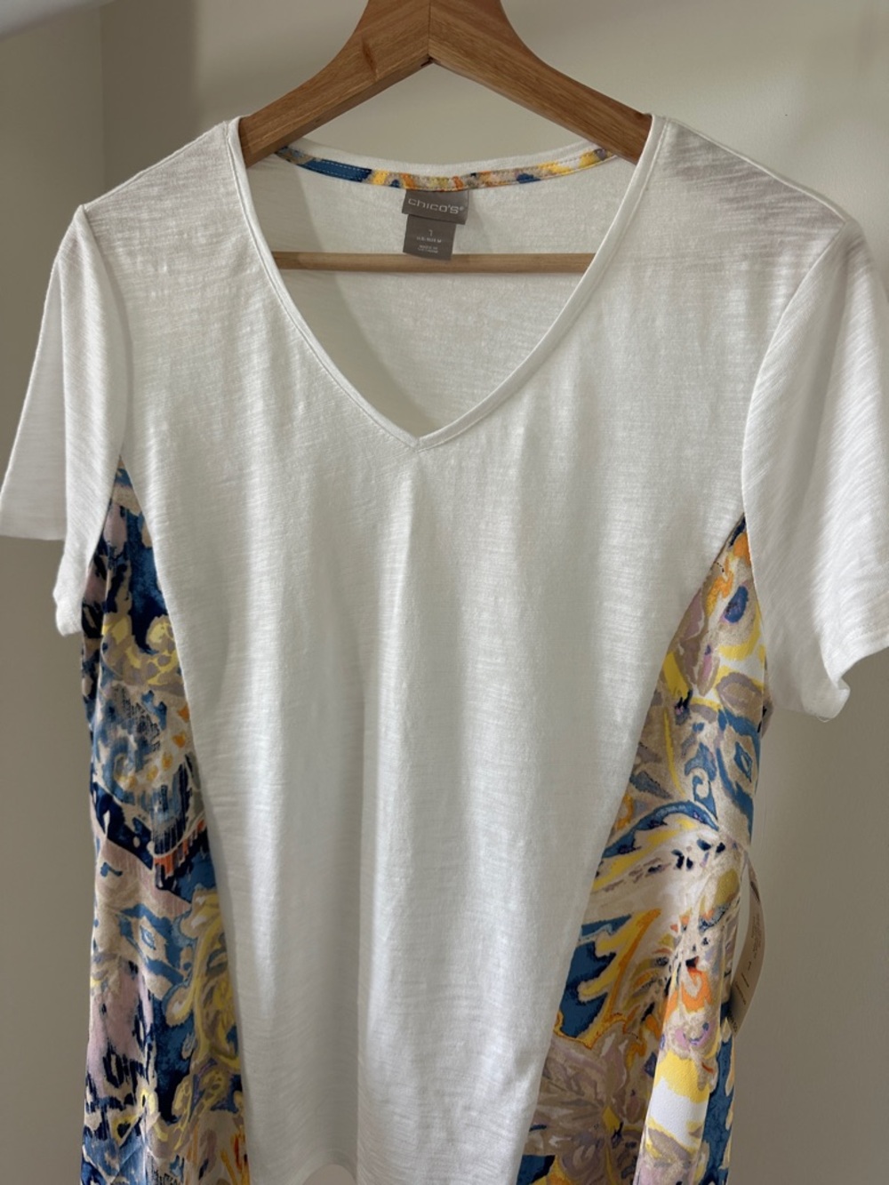 NWT Chico’s Paisley Knit Woven Pattern Asymmetrical Tee - Picture 3 of 7